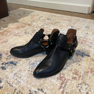 Frye Ray Harness boots in black - worn once